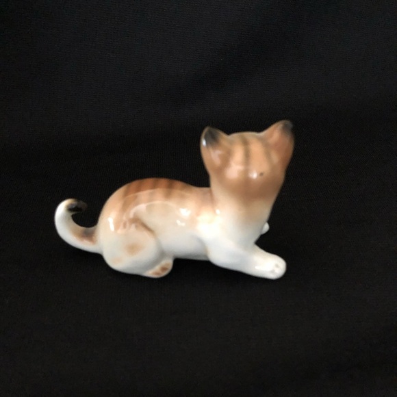 Set of Three Vintage Cats Kittens Kitties Tabby Ceramic Figurines - Picture 5 of 14